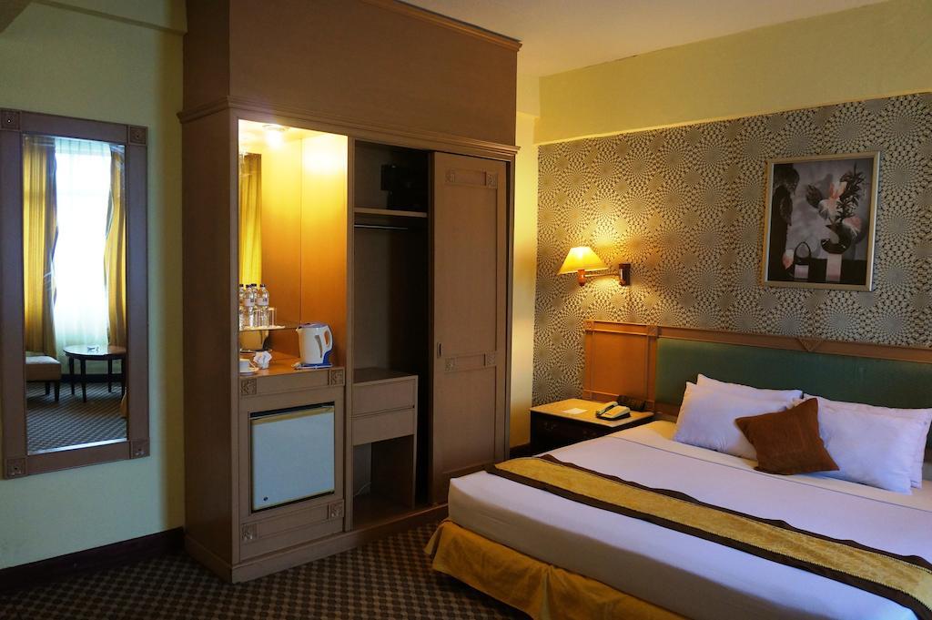 Hotel Ratu Mayang Garden